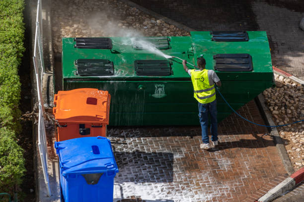 Best Deck Cleaning Services  in Winfield, IA